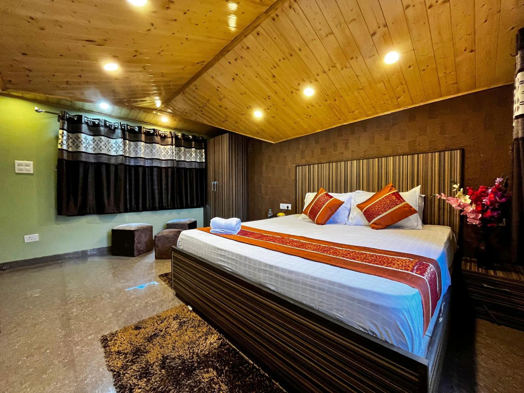 Puri'S Bnb Shimla Exterior photo