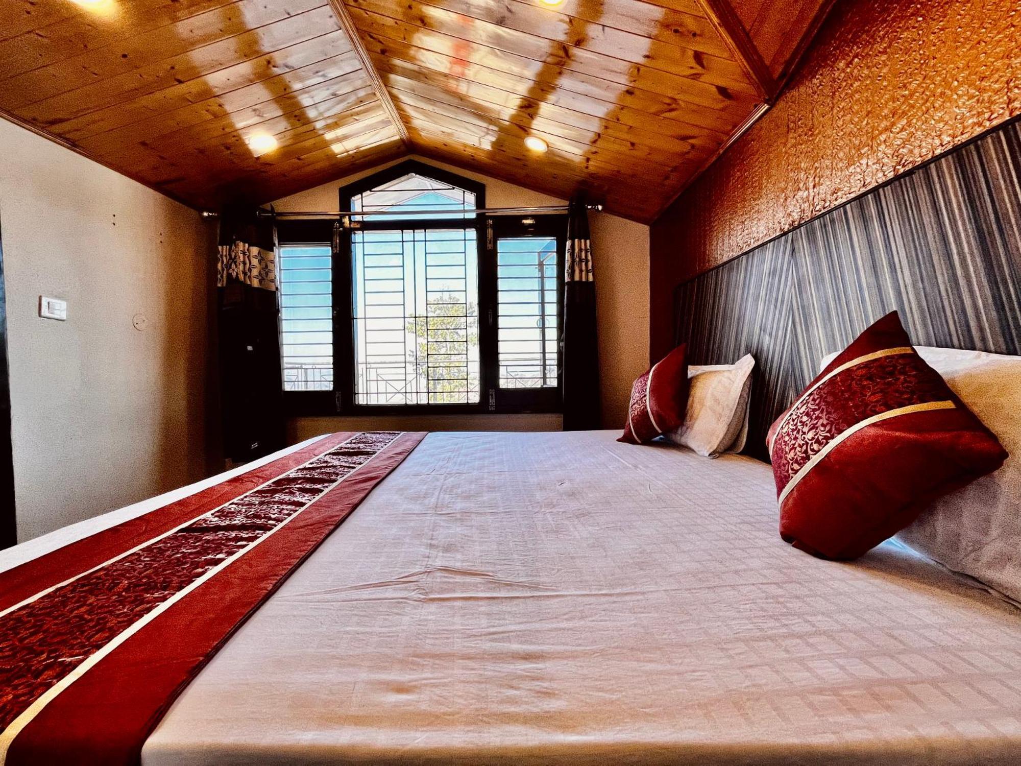 Puri'S Bnb Shimla Exterior photo